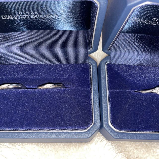 【銀座ダイヤモンドシライシの口コミ】 デザインの種類が豊富で、自分たちの好みにぴったり合う指輪を見つけるこ…