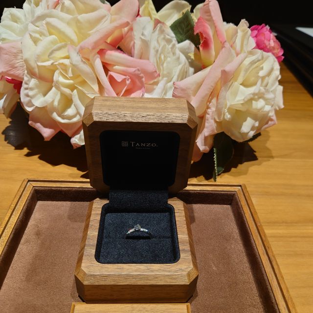 【TANZO.(鍛造指輪)の口コミ】 素敵なデザインがたくさんあり選ぶのが楽しかったです。希望するデザイン…