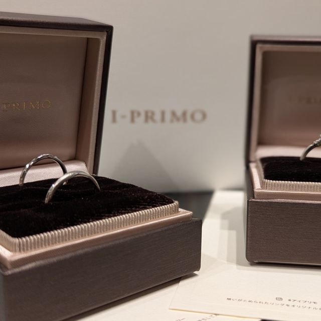 【アイプリモ(I-PRIMO)の口コミ】 セットリングとしてデザインされたリングではない婚約指輪と結婚指輪をセ…