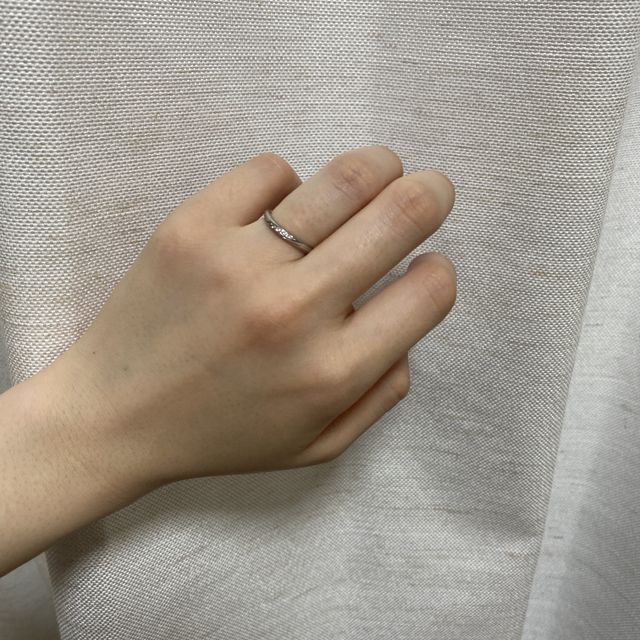 【アイプリモ(I-PRIMO)の口コミ】 デザインは指の形が関節部分が出ているのでなるべく指が細く綺麗に見える…