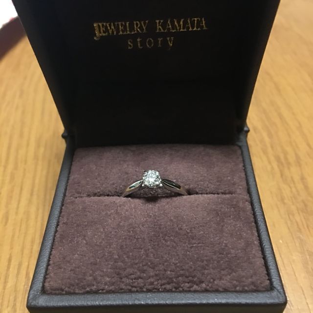 【JEWELRY  KAMATA(ジュエリーかまた)の口コミ】 婚約指輪を購入希望で、探していて友人の紹介でお店に行きました。
色々と…