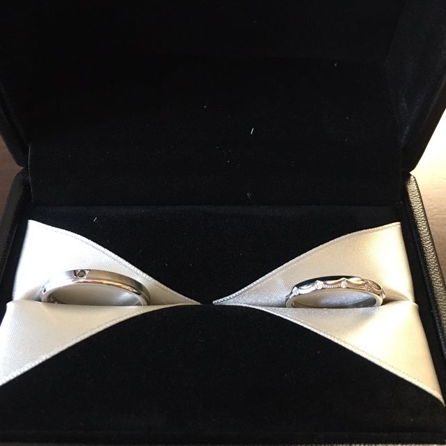 【エクセルコダイヤモンド(EXELCO DIAMOND)の口コミ】 わたしの一目惚れ！
指が細めだから絶対V字だ！！！！！！と
探していたの…