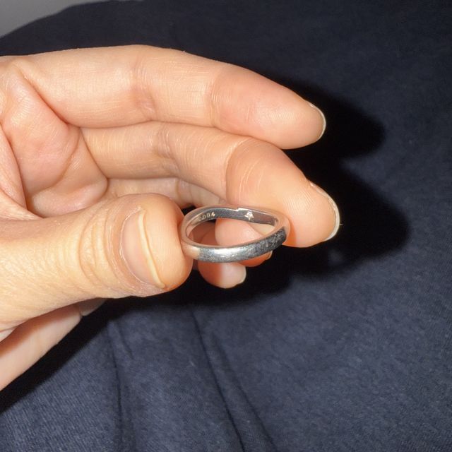 【アイプリモ(I-PRIMO)の口コミ】 普段、アクセサリーを常時着用しない夫が決めた指輪と同じものを購入・装…