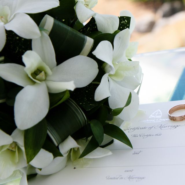 【MUSUBI(むすび)の口コミ】 沖縄が好きで、毎年旅行に行っておりました。
なので、指輪は沖縄伝統のミ…