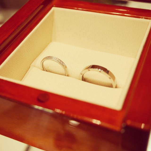 【YUKIZAKI BRIDAL(ユキザキブライダル)の口コミ】 細身でアンティーク調のデザインのものを探していました。試着してすぐに…