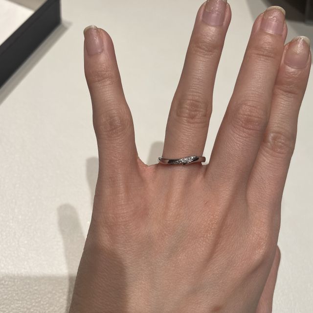 【アイプリモ(I-PRIMO)の口コミ】 ウェーブ型で探していたこともあり、イメージに近いものでした。ダイヤモ…