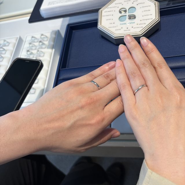 【銀座ダイヤモンドシライシの口コミ】 着け心地を重視していたが、ストレート、ウェーブ、vの中からもっとも付け…