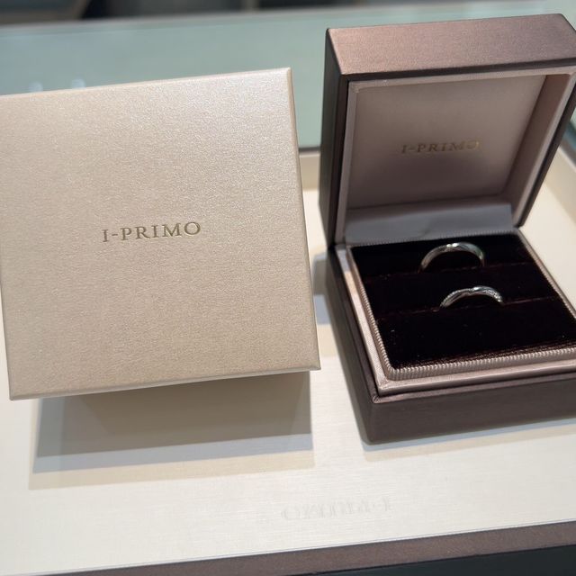 【アイプリモ(I-PRIMO)の口コミ】 シンプルかつ自分達のこだわりに合わせた、いつまでもつけられるデザイン…