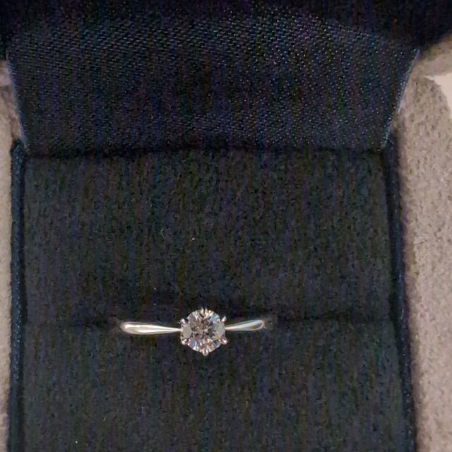 【BRILLIANCE+(ブリリアンスプラス)の口コミ】 ダイヤモンドの種類も豊富で品質が良く、鑑定書、ハートアンドキューピッ…