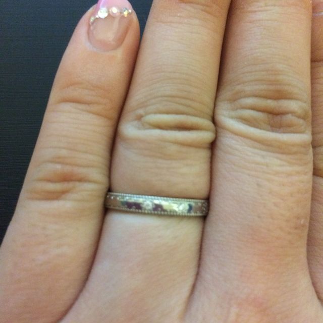 【エクセルコダイヤモンド(EXELCO DIAMOND)の口コミ】 私はミニチュアールというレースをモチーフにしたデザインの指輪が可愛く…