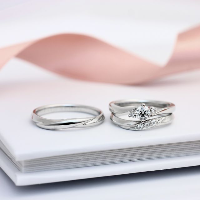 【アイプリモ(I-PRIMO)の口コミ】 シンプルで毎日使いしやすいデザインを探していました。ダイヤモンドが華…