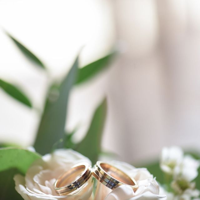 【カルティエ(Cartier)の口コミ】 型は非常にシンプルで、ゴールド、プラチナ、ピンクゴールドが使われてい…