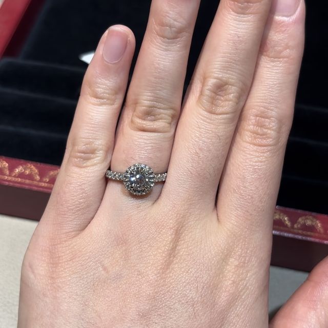 【カルティエ(Cartier)の口コミ】 指輪を選ぶ際は、以下を念頭に探していました。
・カジュアルにつけられる…