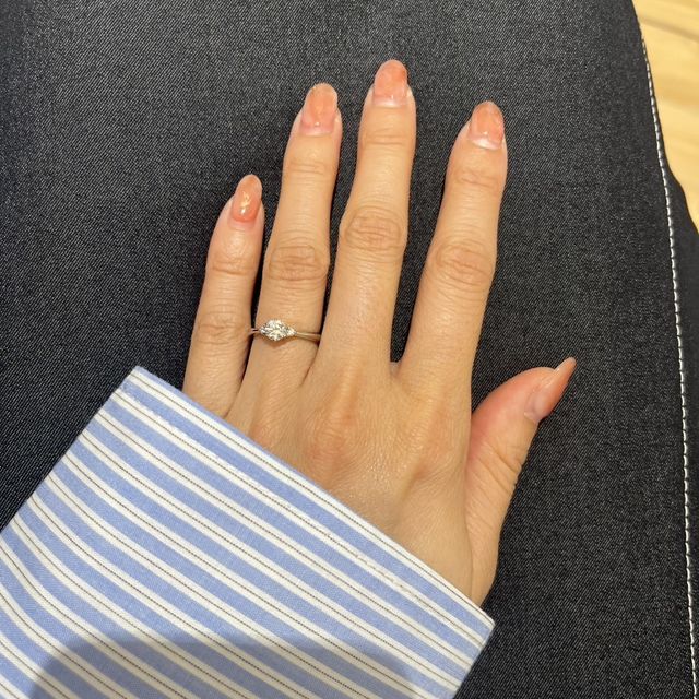 【出雲結(いずもゆい)の口コミ】 シンプルだが人と被りにくい感じがして、特別感があると思いました。
側面…