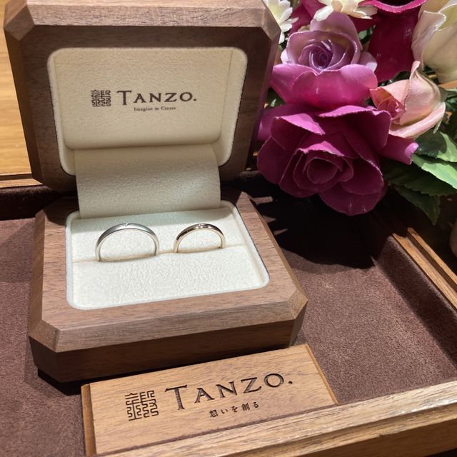 【TANZO.(鍛造指輪)の口コミ】 他の指輪と比べても着け心地が軽いです。コーラルゴールドという色味に惹…