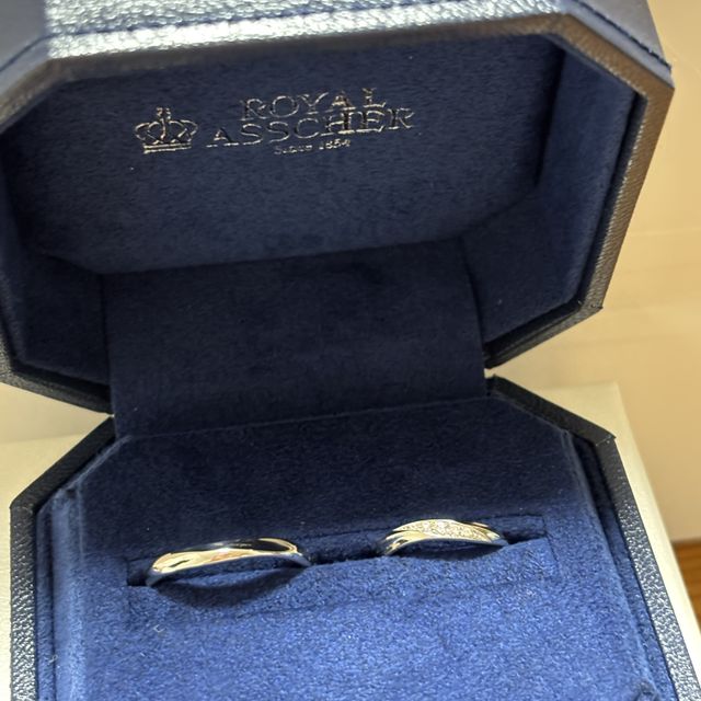 【ROYAL ASSCHER(ロイヤル・アッシャー)の口コミ】 事前に何も見ずにお店に行き、一目惚れでした。上品なきらきら感や可愛い…