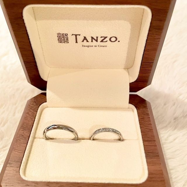 【TANZO.(鍛造指輪)の口コミ】 主人の仕事柄、傷がついたり壊れたりするのが早いのではないかと、はじめ…