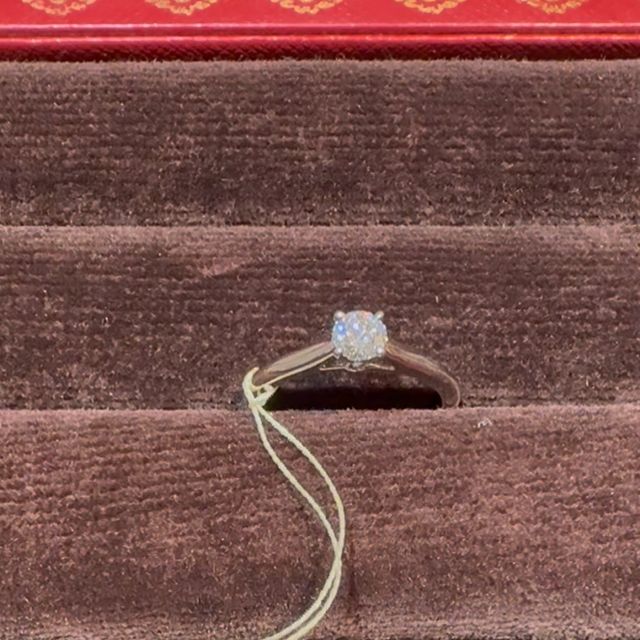 【カルティエ(Cartier)の口コミ】 カルティエの指輪の決め手は、普遍的な美しさ！一目でカルティエとわかる…