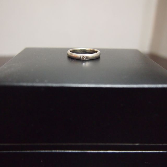 【ラザール ダイヤモンド(LAZARE DIAMOND)の口コミ】 極力シンプルなものがいいなと思っていたので、こちらにしました。こちら…