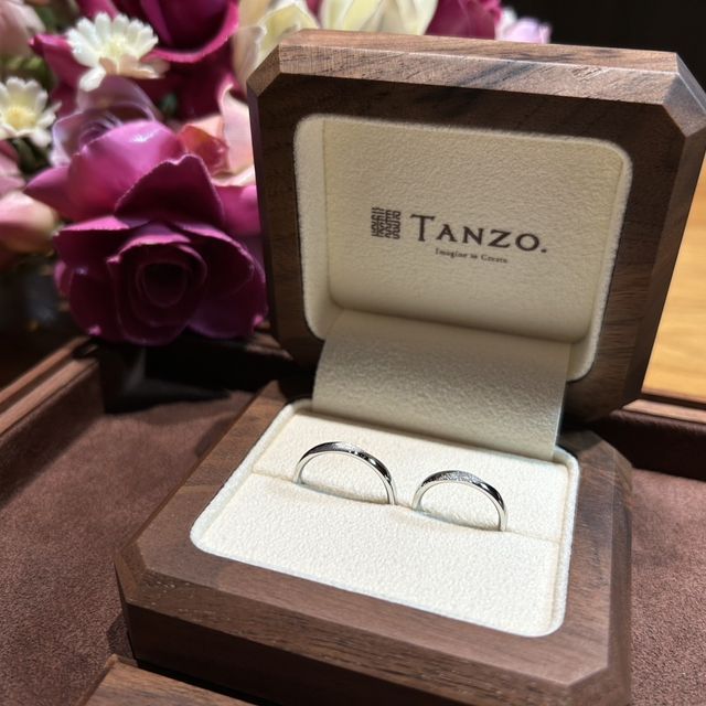 【TANZO.(鍛造指輪)の口コミ】 独自の鍛造製法で品質を信頼できると思いました。
デザインもフルオーダー…