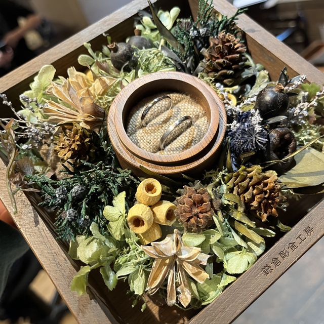 【鎌倉彫金工房の口コミ】 ふたりで好きな素材、色、デザイン、つけた時の見た目(リングの太さ)等相…