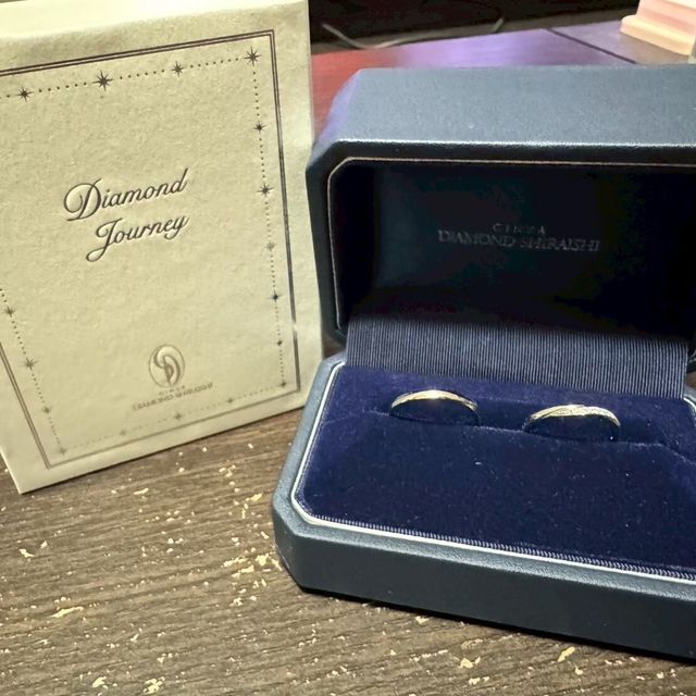 【銀座ダイヤモンドシライシの口コミ】 付け心地がすごく良かったです。
おそらく5,6種類つけさせてもらいました…