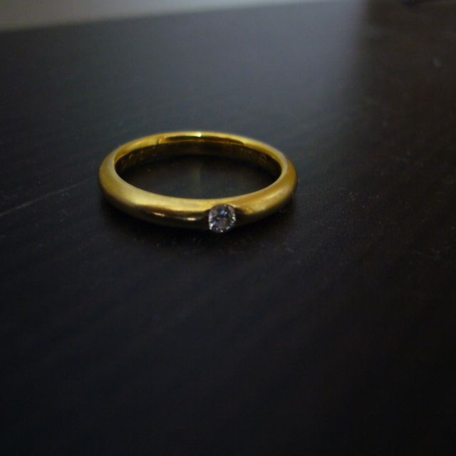 【ギンザタナカブライダル(GINZA TANAKA BRIDAL)の口コミ】 イエローゴールドにダイヤモンドが付いているシンプルな結婚指輪を探して…