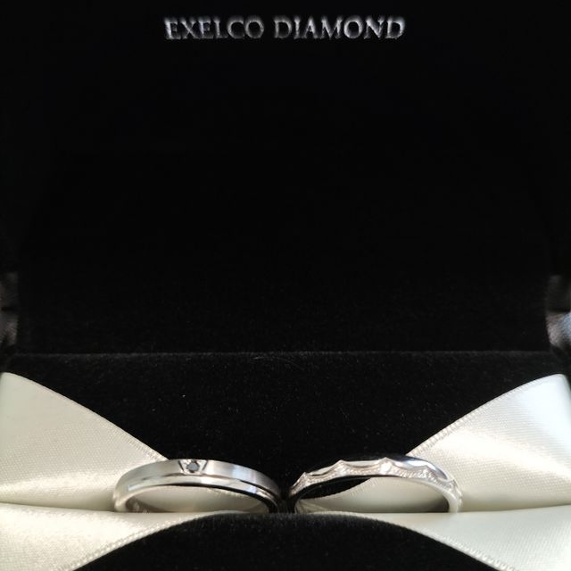 【エクセルコダイヤモンド(EXELCO DIAMOND)の口コミ】 ベールをイメージしたデザインが凄く可愛いです
ダイヤモンドの出っ張りが…