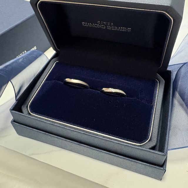 【銀座ダイヤモンドシライシの口コミ】 奥さんにはダイヤモンドがたくさんついている指輪をつけて欲しかったので…