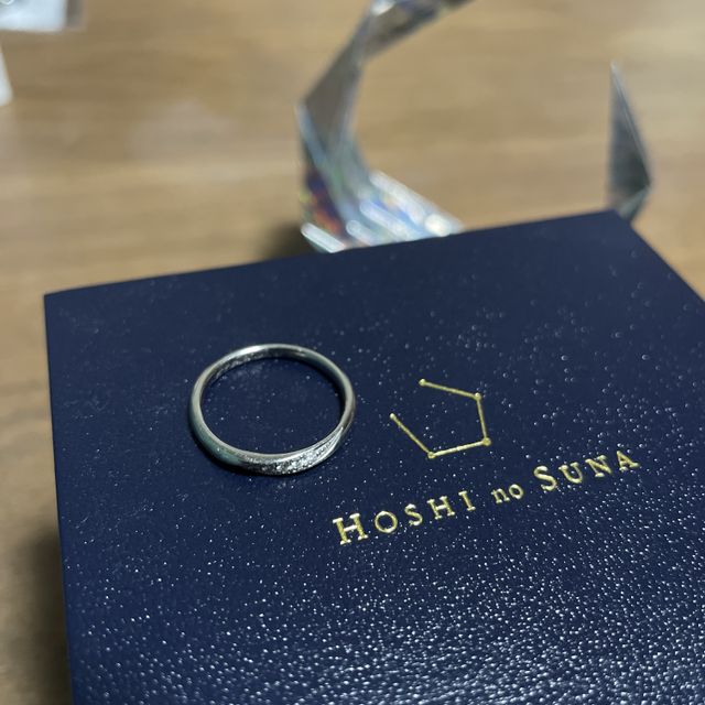【HOSHI no SUNA 星の砂(ほしのすな)の口コミ】 シンプルなデザインでストーンが複数付いているところがすごく気に入った…