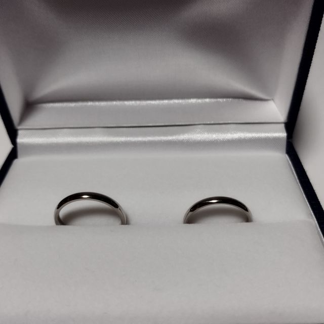 【Ptau(ピトー)の口コミ】 普段からアクセサリーを付けないため、初めての指輪のつけ心地を心配して…