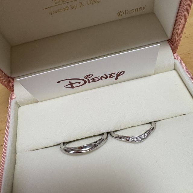 【ケイウノ ブライダル(K.UNO BRIDAL)の口コミ】 指輪のデザインとしては婚約指輪と重ねて着用する際にフィットするものを…