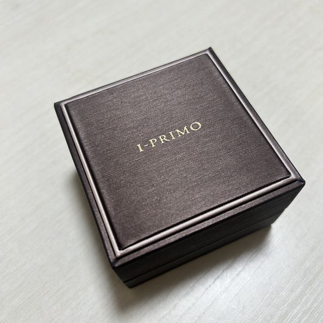 【アイプリモ(I-PRIMO)の口コミ】 2人のこだわりとして
・夫婦で同じデザインであること
・ストレートなデザ…