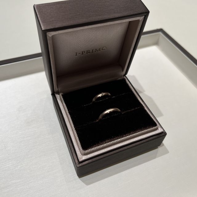 【アイプリモ(I-PRIMO)の口コミ】 シンプルでマット感があり、どんな服装にも合いそうな指輪です。
ピンクゴ…