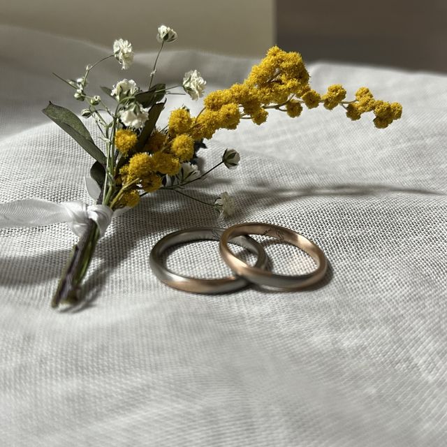 【mina.jewelry(ミナジュエリー)の口コミ】 自分たち好みのリングを作成することができました。それぞれ気に入った色…