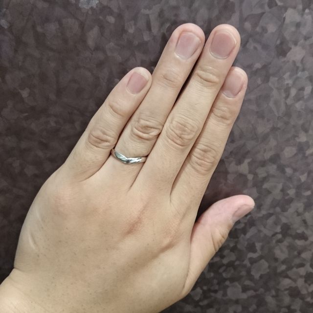 【JEWELRY  KAMATA(ジュエリーかまた)の口コミ】 オーダーメイドの為に基準としたため自分が予想していたv字とは少し違いま…