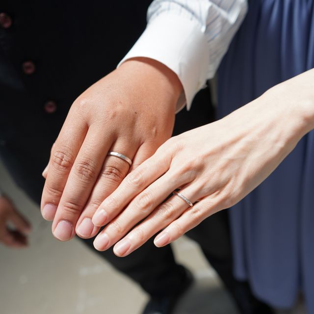 【THREE TREES(スリーツリーズ)の口コミ】 手作りなのでデザインや素材などを自由に決めることができました。
夫の指…