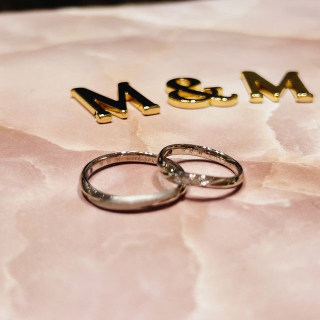 【アイプリモ(I-PRIMO)の口コミ】 仕事上あまり派手ではないものを探していました。
しかし可愛さは譲れず、…