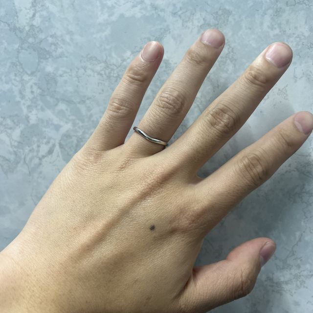 【アイプリモ(I-PRIMO)の口コミ】 ・デザインがとても上品で、どんなシーンにも合わせやすいです。
・つけ心…