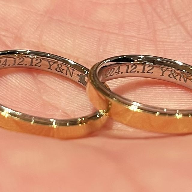 【ケイウノ ブライダル(K.UNO BRIDAL)の口コミ】 シンプルだけど飽きのこないデザインで、私たちの好みにピッタリでした(^^…