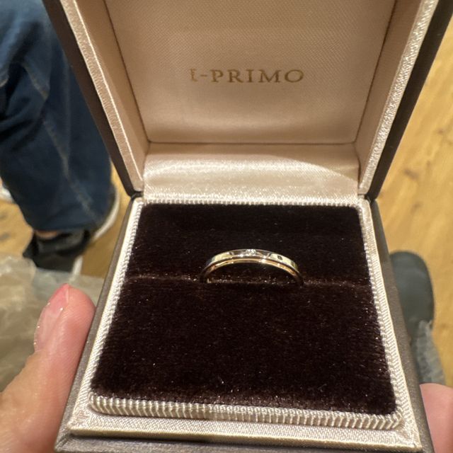 【アイプリモ(I-PRIMO)の口コミ】 シンプルだけど、ピンクゴールドが入っていてダイヤモンドも入っていて、…