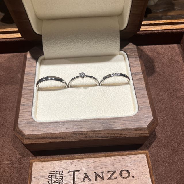 【TANZO.(鍛造指輪)の口コミ】 一つ一つ職人さんが作ってくださっていることを聞き、デザインも素敵だな…
