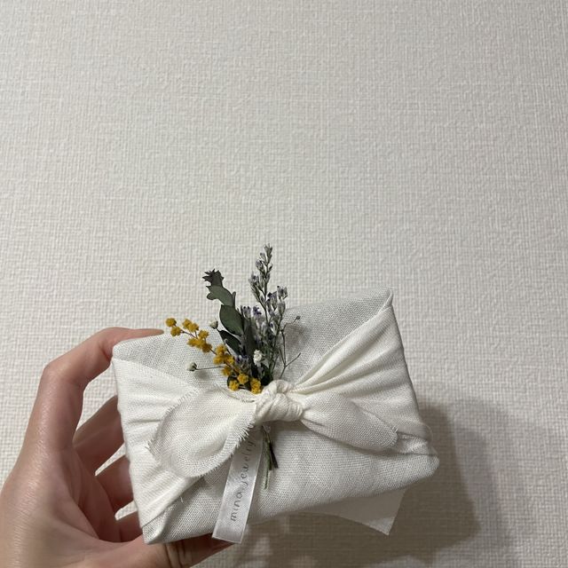 【mina.jewelry(ミナジュエリー)の口コミ】 お店が近くにはなく大阪まで行って購入しましたが、大満足です！デザイン…