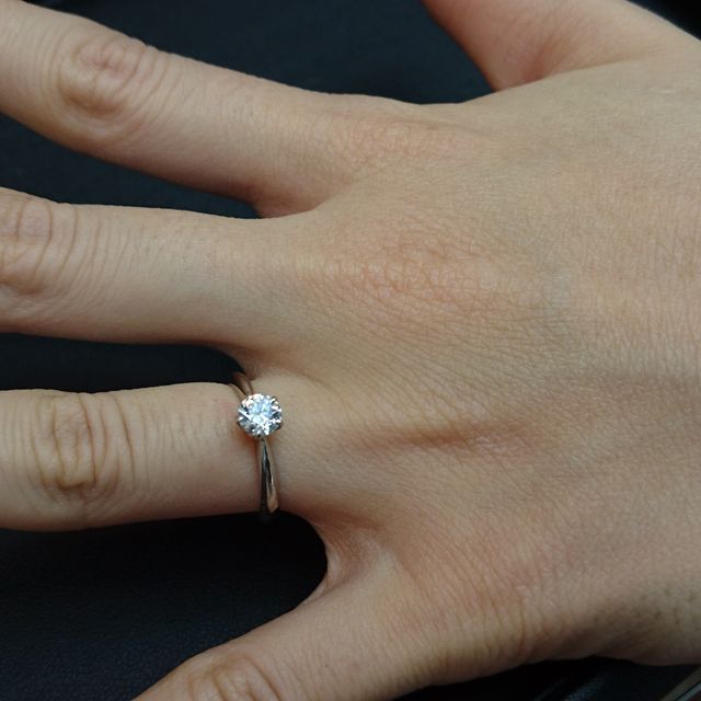 【カオキ　ダイヤモンド専門卸直営店の口コミ】 ダイヤモンドの質。指輪の出来上がり。価格。
祝い事なので“安いモ…