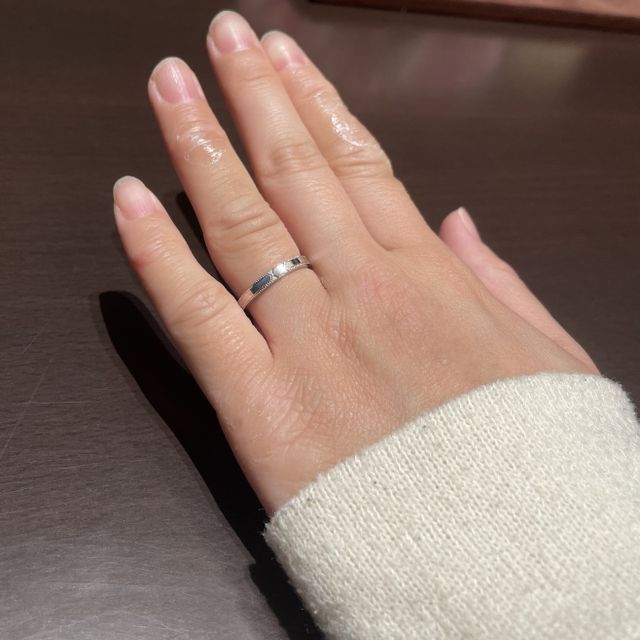 【TANZO.(鍛造指輪)の口コミ】 日常的に着用するため、石落ちが怖いので石無しでデザインしました。石を…