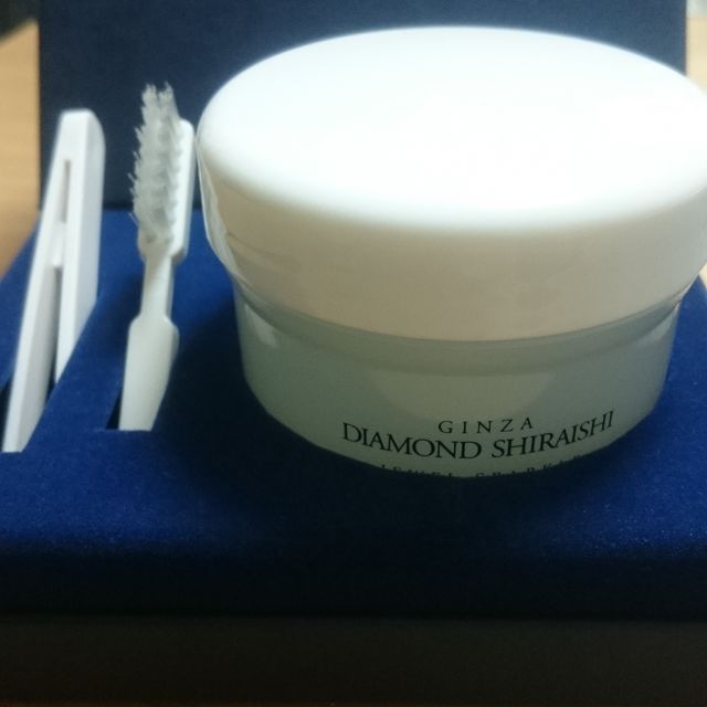 【銀座ダイヤモンドシライシの口コミ】 希望のデザインを伝え
いくつか指輪を出していただき試着をしました。
事…