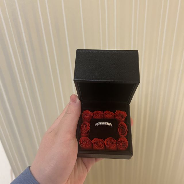 【エクセルコダイヤモンド(EXELCO DIAMOND)の口コミ】 大きなダイヤがついたリングは日常生活で着けにくいだろうとのことで、エ…