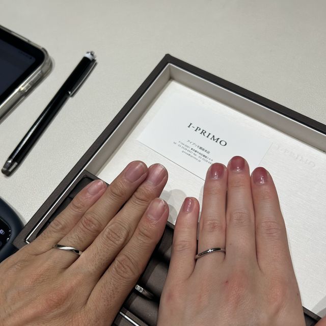 【アイプリモ(I-PRIMO)の口コミ】 お互いのこだわりとして、鍛造作りでシンプルなものが良いという前提で指…