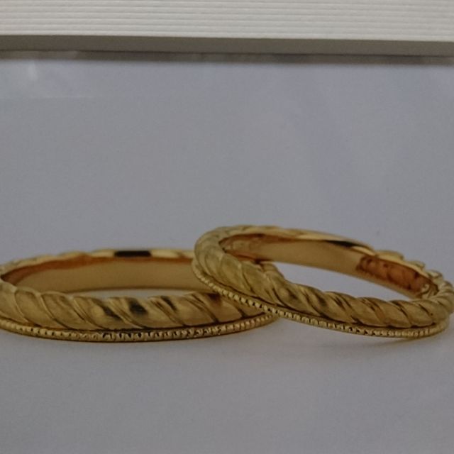 【JEWELRY  KAMATA(ジュエリーかまた)の口コミ】 ゴールド、ミル打ちのデザインで探していました。ゴールドかシルバーは変…