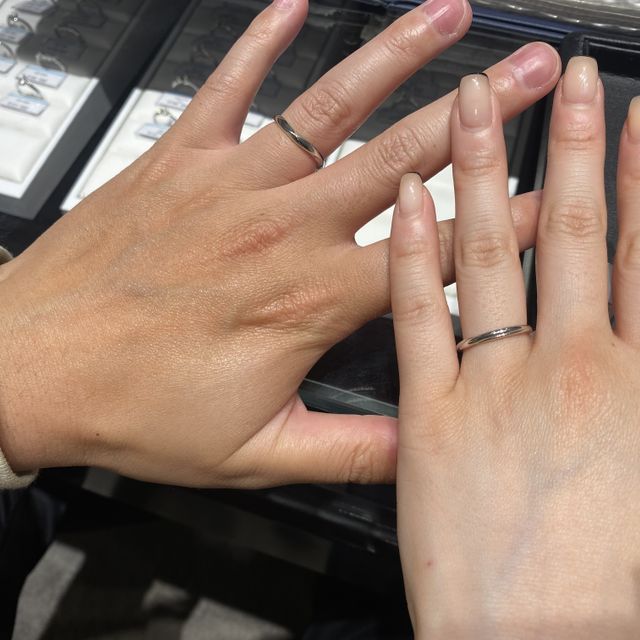 【銀座ダイヤモンドシライシの口コミ】 シンプルなものからデザイン性のあるものまで様々な種類の中から選ぶこと…